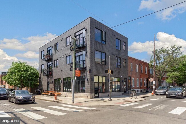 Building Photo - 1646 S 12th St