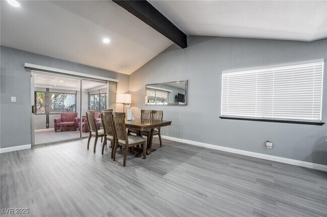 Building Photo - 7439 Trudy Ln