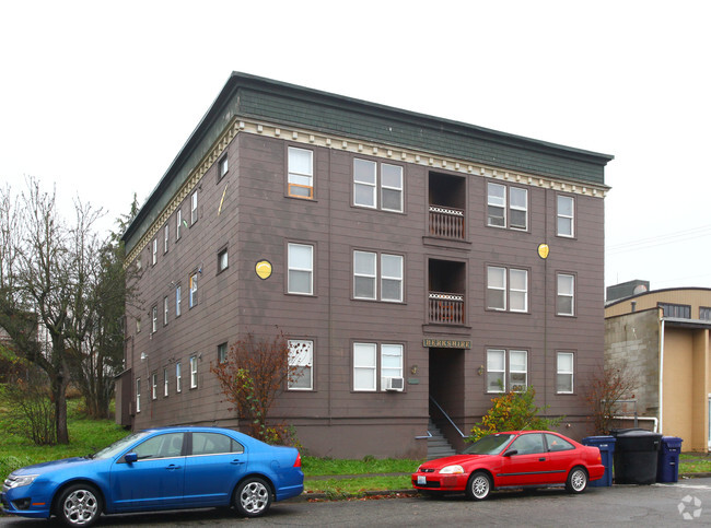 Building Photo - 2510 S Fawcett Ave