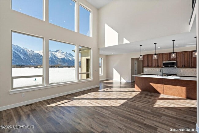 Building Photo - Stunning, brand new construction property with unparalleled views