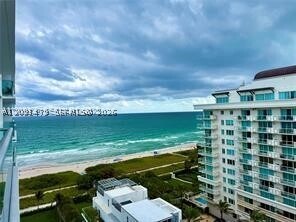 Building Photo - 9511 Collins Ave