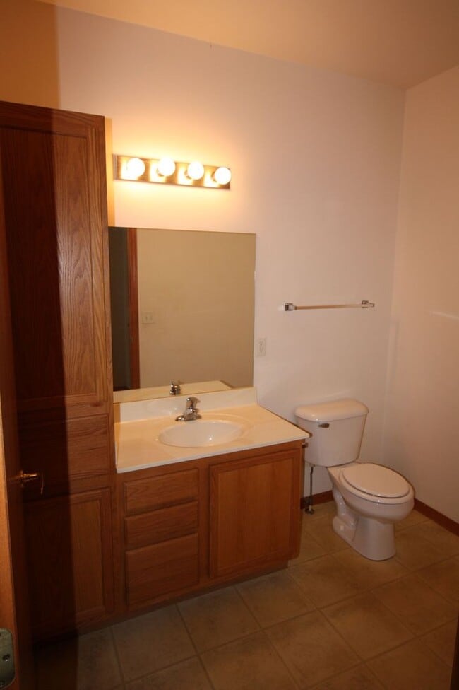 Building Photo - 4219 Owl Creek Dr