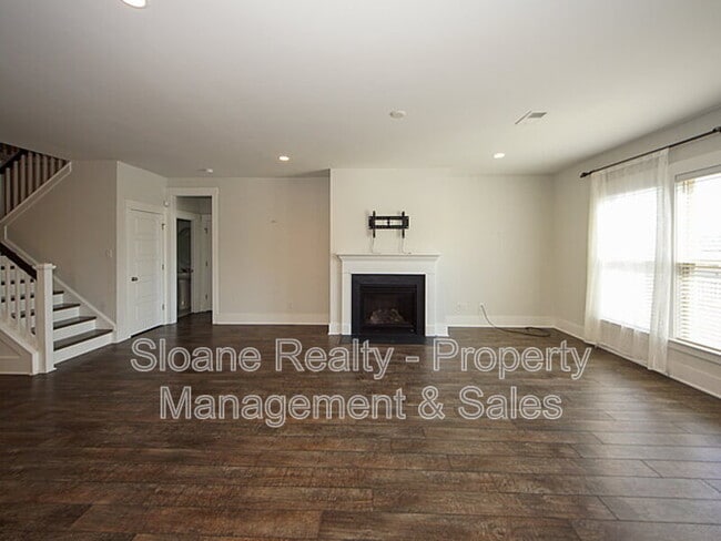 Building Photo - 2874 Stonestown Dr