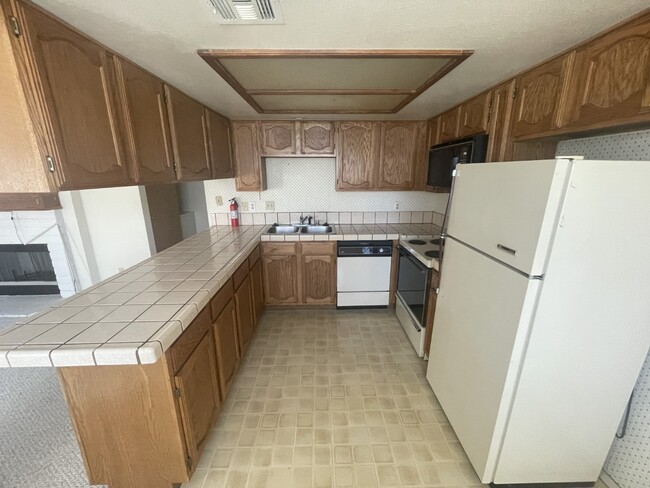 Building Photo - 4181 Gannet Cir