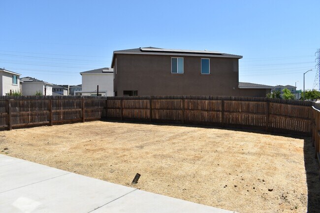 Building Photo - 2446 Cortes Dr