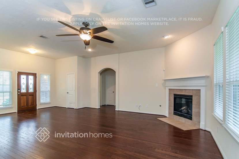 Building Photo - 3322 Rose Trace Dr