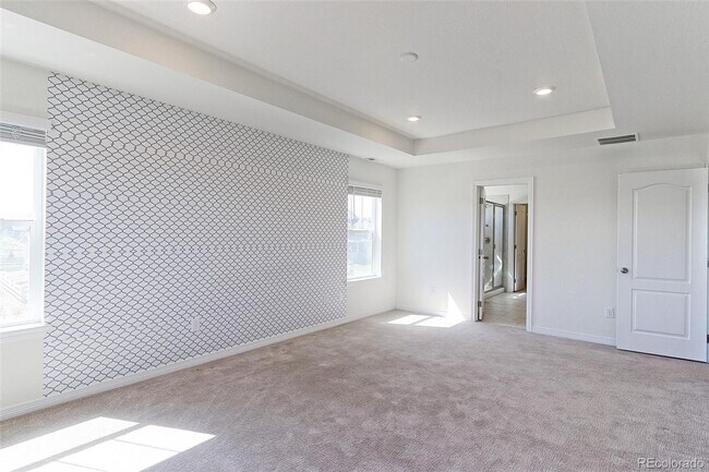 Building Photo - 520 176th Ave