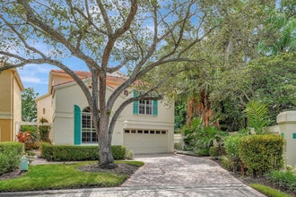 Building Photo - 1 Vía Verona