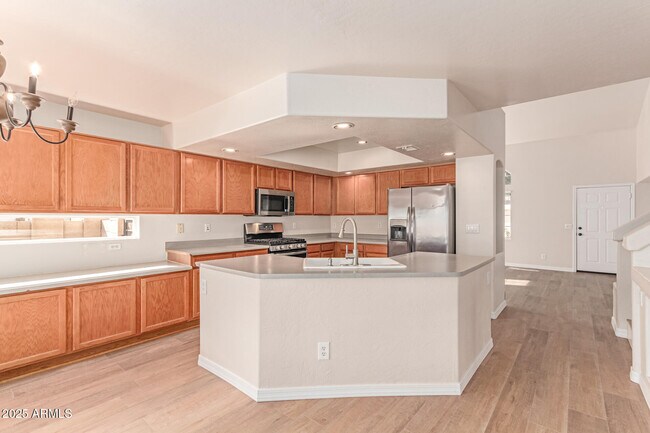 Building Photo - 10908 W Frier Dr