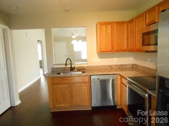 Building Photo - 5325 Harris Cove Dr