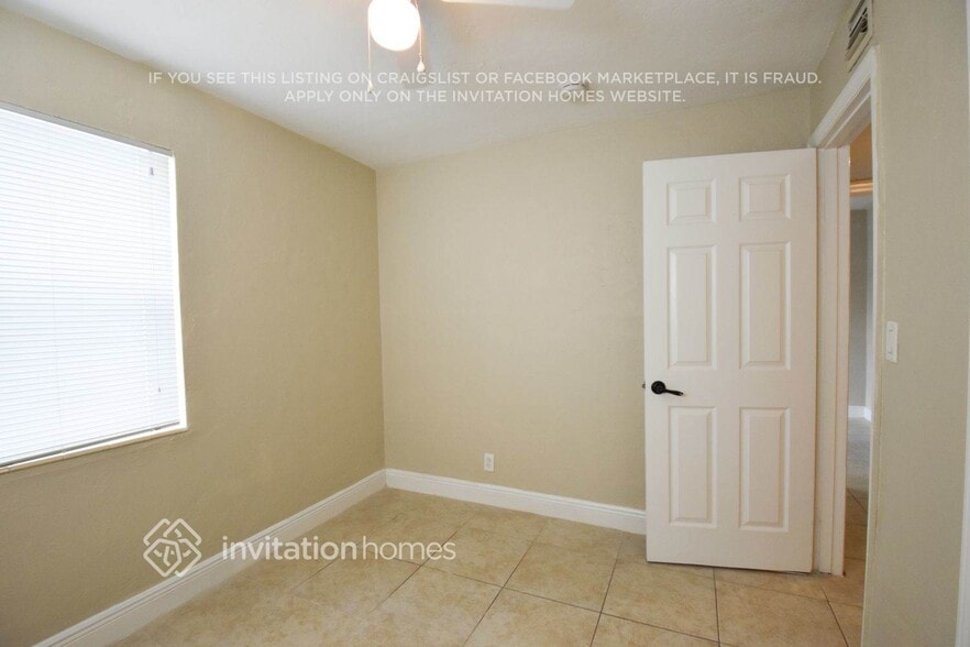 Building Photo - 2751 N 66th Ave