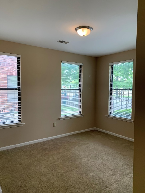 Building Photo - 721 Litty Ct