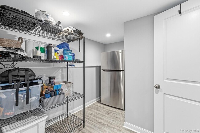 Building Photo - 17 Cottage Pl