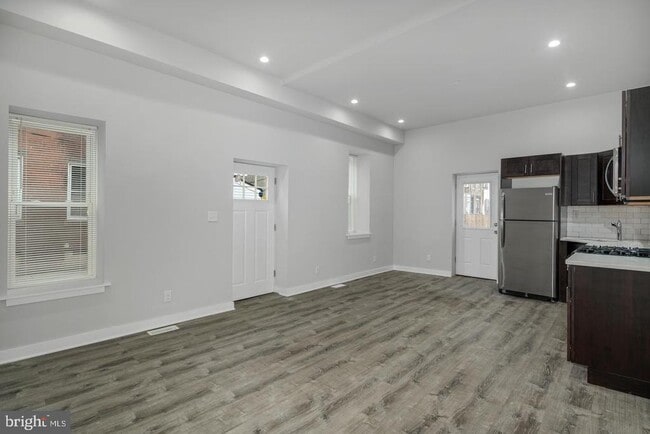 Building Photo - 2327 Wharton St