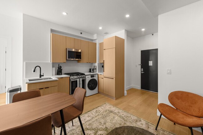 Building Photo - 19 St Marks Pl