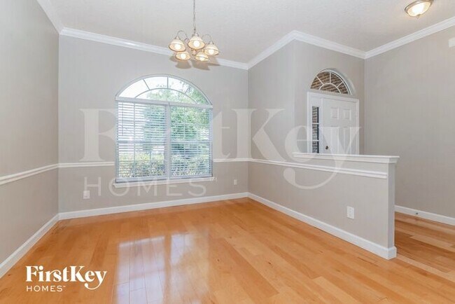 Building Photo - 863 Songbird Dr