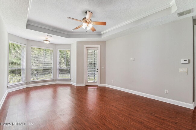 Building Photo - 263 Stonewell Dr