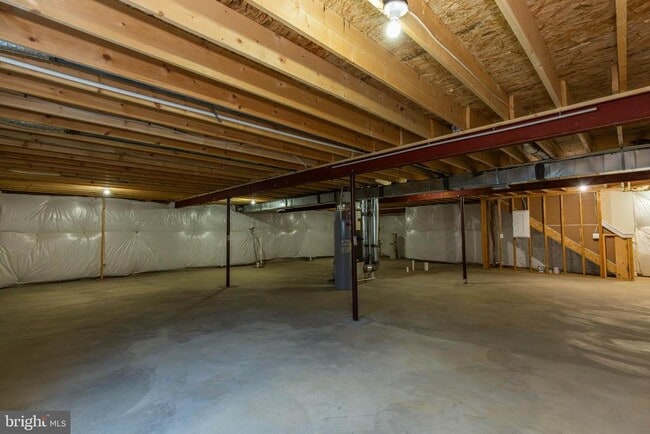 Building Photo - 210 Eternal Way