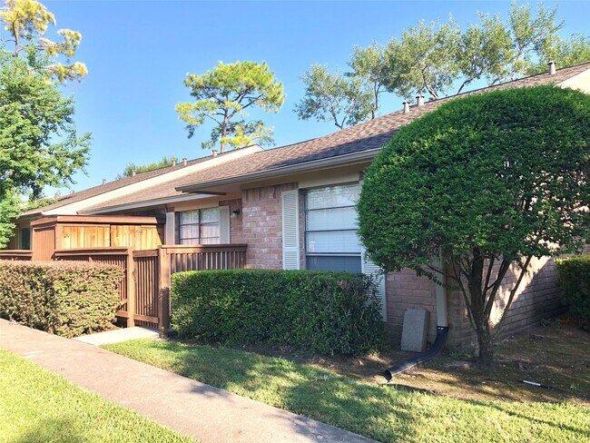 Building Photo - 8801 Hammerly Blvd