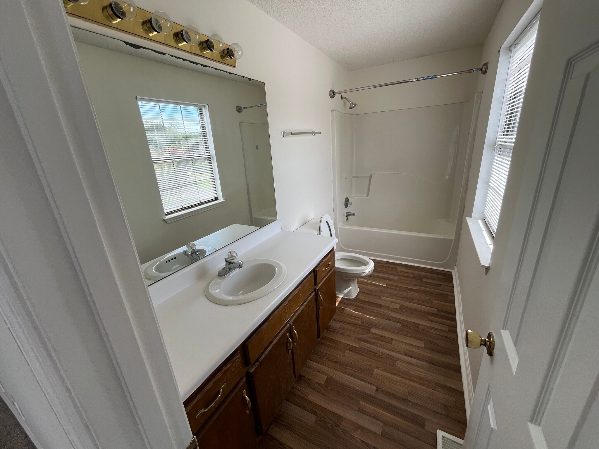 Building Photo - 1319 Stratton Place Dr