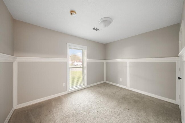 Building Photo - 506 Brendon Park Ln