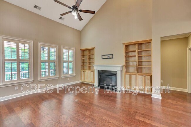 Building Photo - 258 Silver Cypress Cir