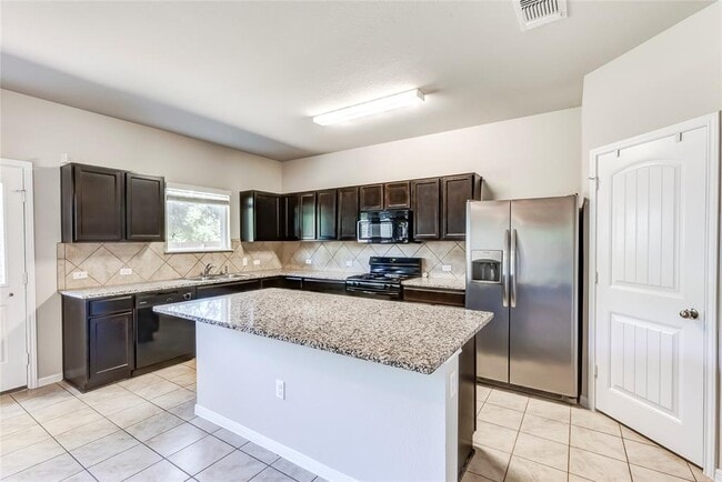Building Photo - 1710 Atlantica St