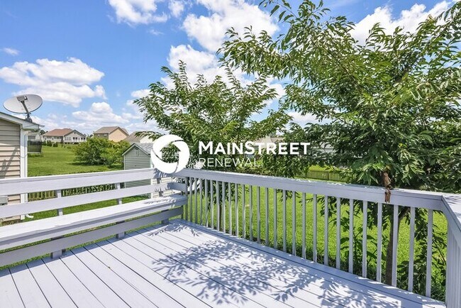 Building Photo - 4 Bedroom Pet-Friendly Home in Smithfield, NC with Main Street Renewal