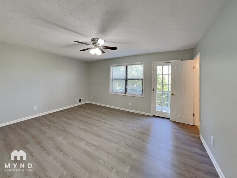 Building Photo - 276 Grist Mill Ln