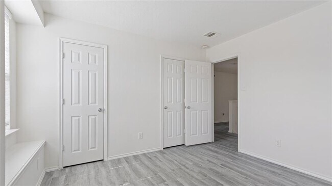 Building Photo - 13234 Skyview Landing Dr