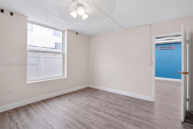 Building Photo - 8390 Sands Point Blvd