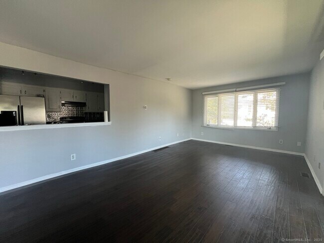 Building Photo - 183 Livingston Pl