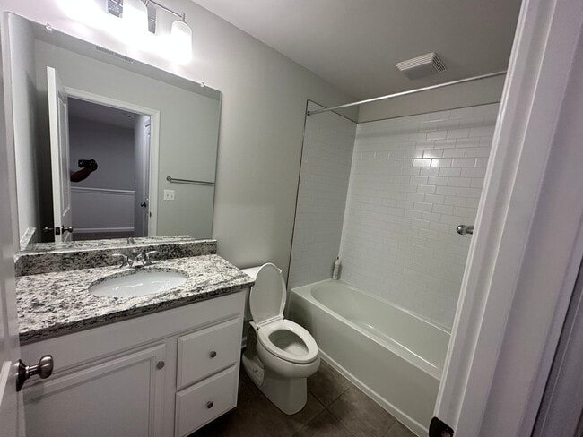 Building Photo - 553 McCormick Farm Pl