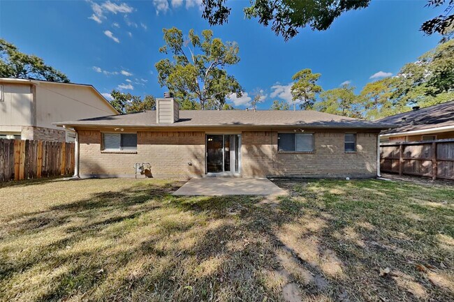 Building Photo - 3114 River Valley Dr