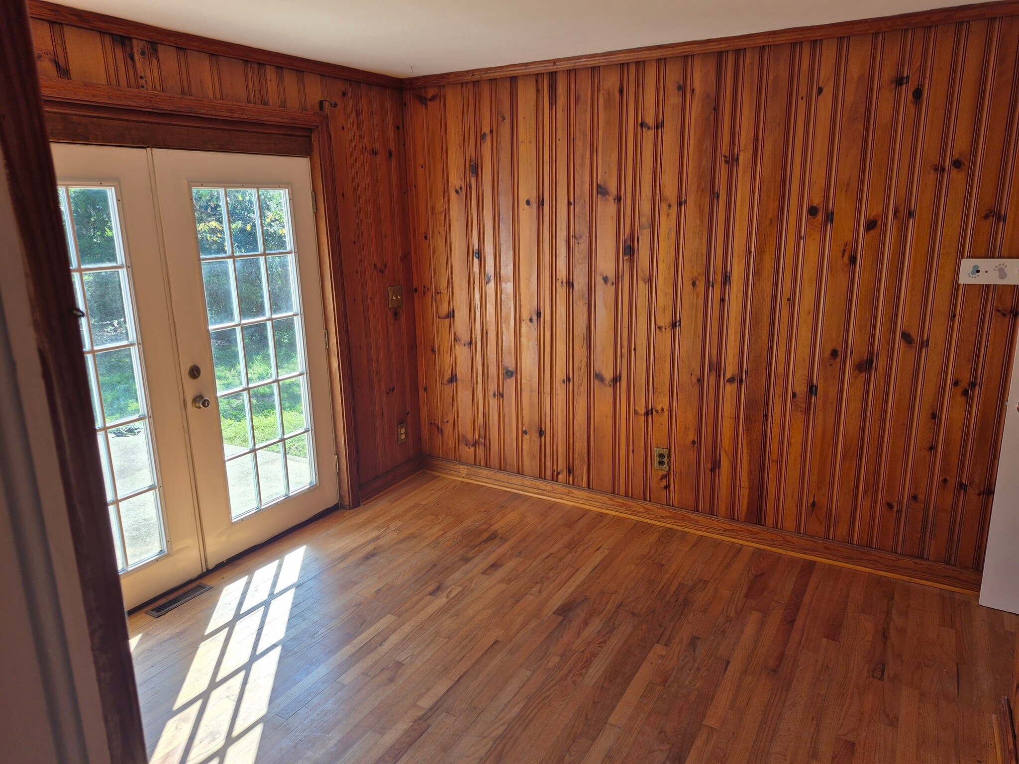 Building Photo - 103 Cardinal Dr