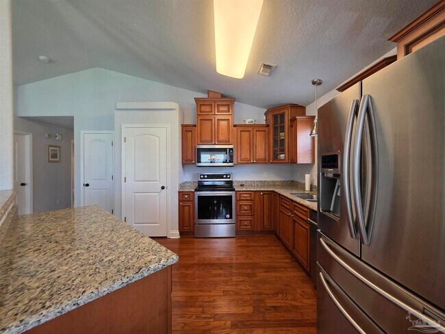 Building Photo - 949 Osprey Ct