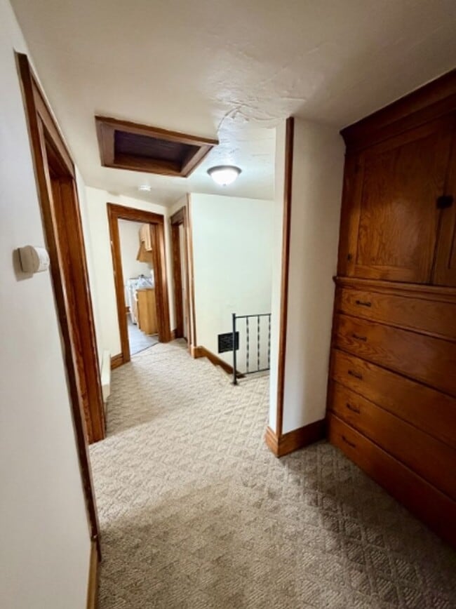 Building Photo - 1251 Walnut St