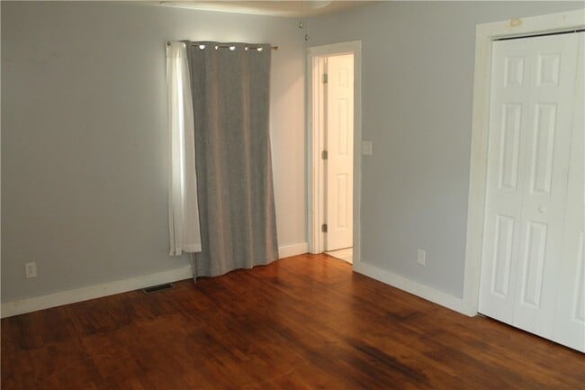 Building Photo - 441 Chambers Rd