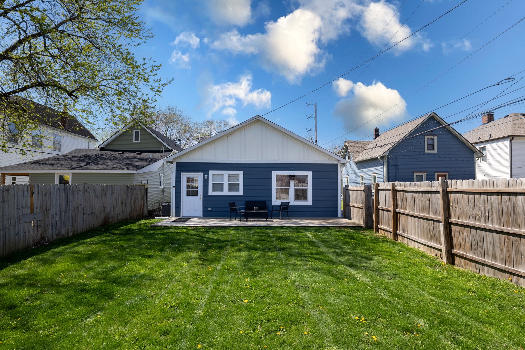 Building Photo - 1121 Laurel St