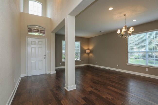 Building Photo - 9603 Red Rugosa Dr