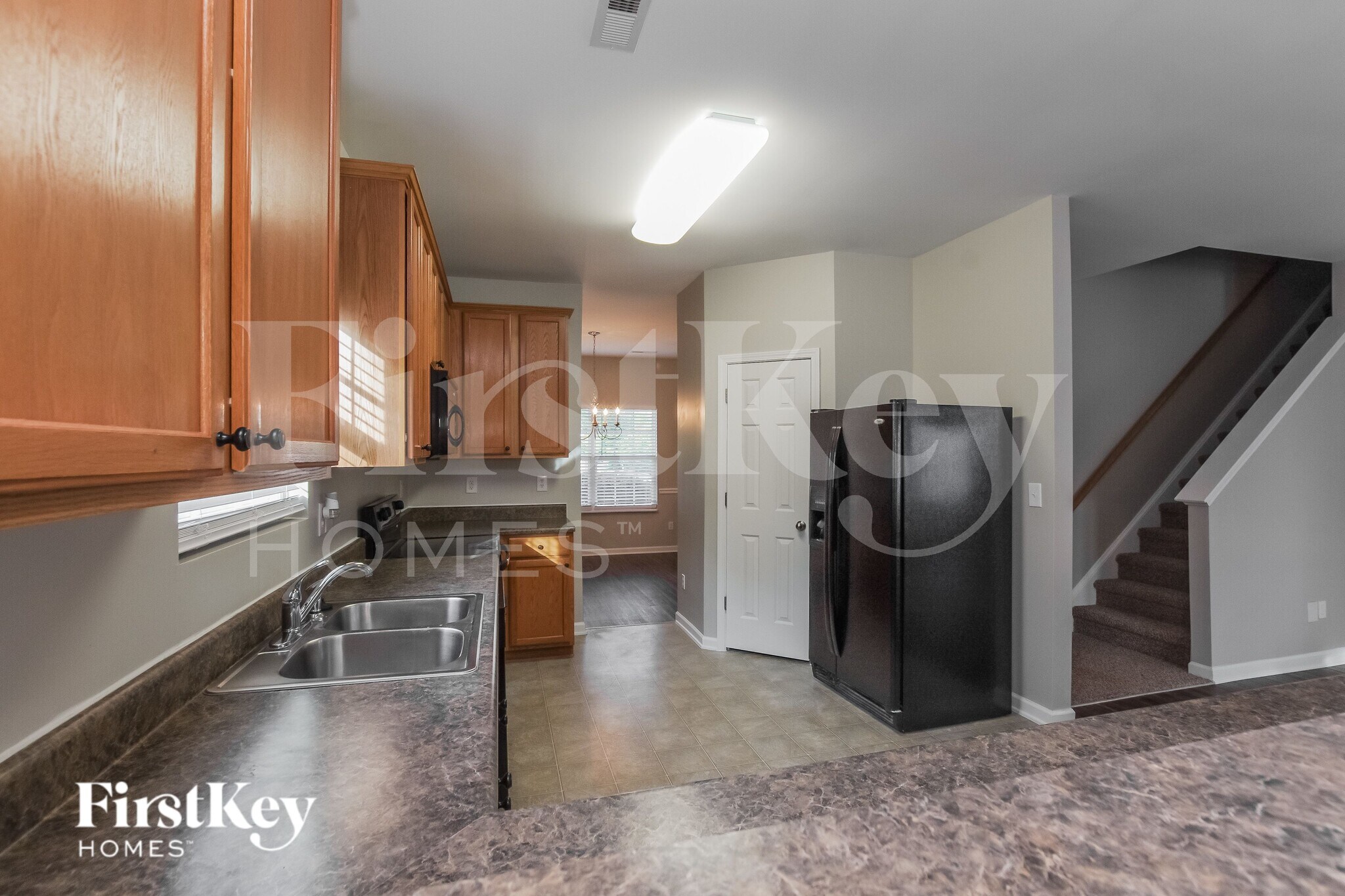 Building Photo - 2026 Craver Meadows Dr