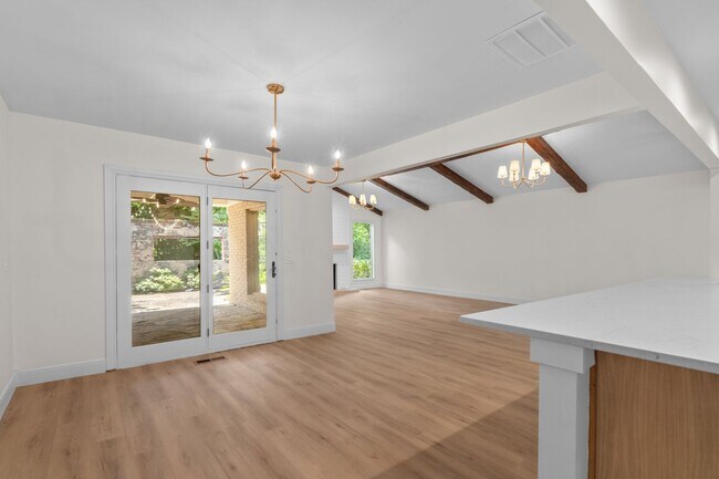 Building Photo - Totally renovated open concept with vaulted ceilings