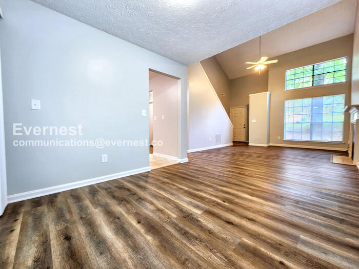 Building Photo - 944 Shiloh Ridge Run NW