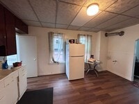 Building Photo - 52 Walden Ave