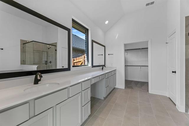 Building Photo - 1709 Willowhurst Ln