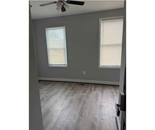Building Photo - 1106 N Lakewood-BA AVAILABLE $750 W/BATH BA