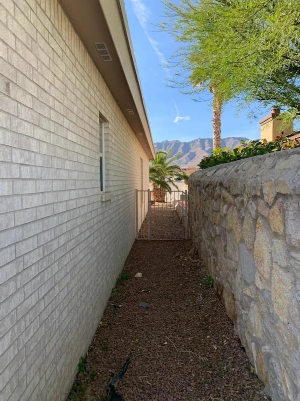 Building Photo - 11352 Loma Crystal Pl