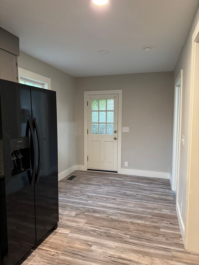 Building Photo - Dual Suite Privacy! Perfect for Roommates — Minutes to APSU & Downtown