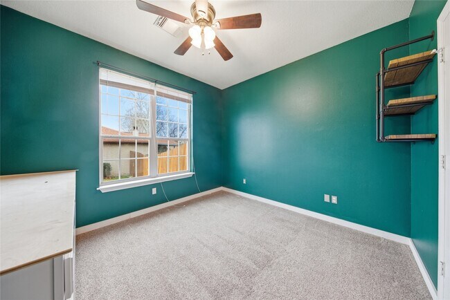 Building Photo - 13262 Lake Breeze Ln