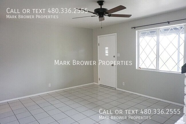 Building Photo - 332 E Pierce St
